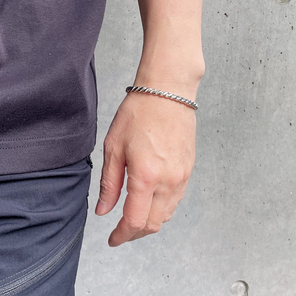 ヴァンユィット 788 シルバー バングル 28vingt-huit SILVER925 Bangle SV925