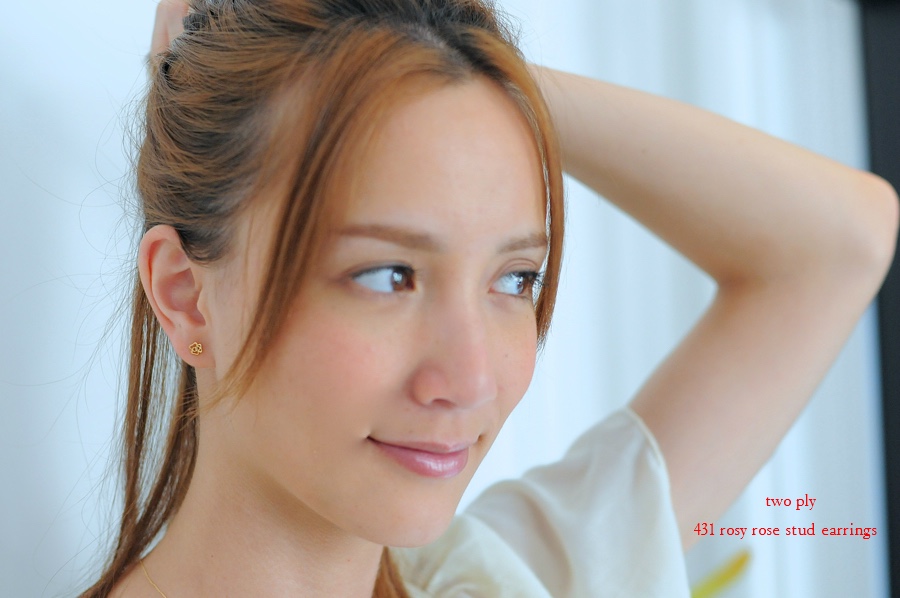 トゥー プライ 431 ローズ バラ スタッド ピアス 18金,two ply Rosy Rose Stud Earrings K18