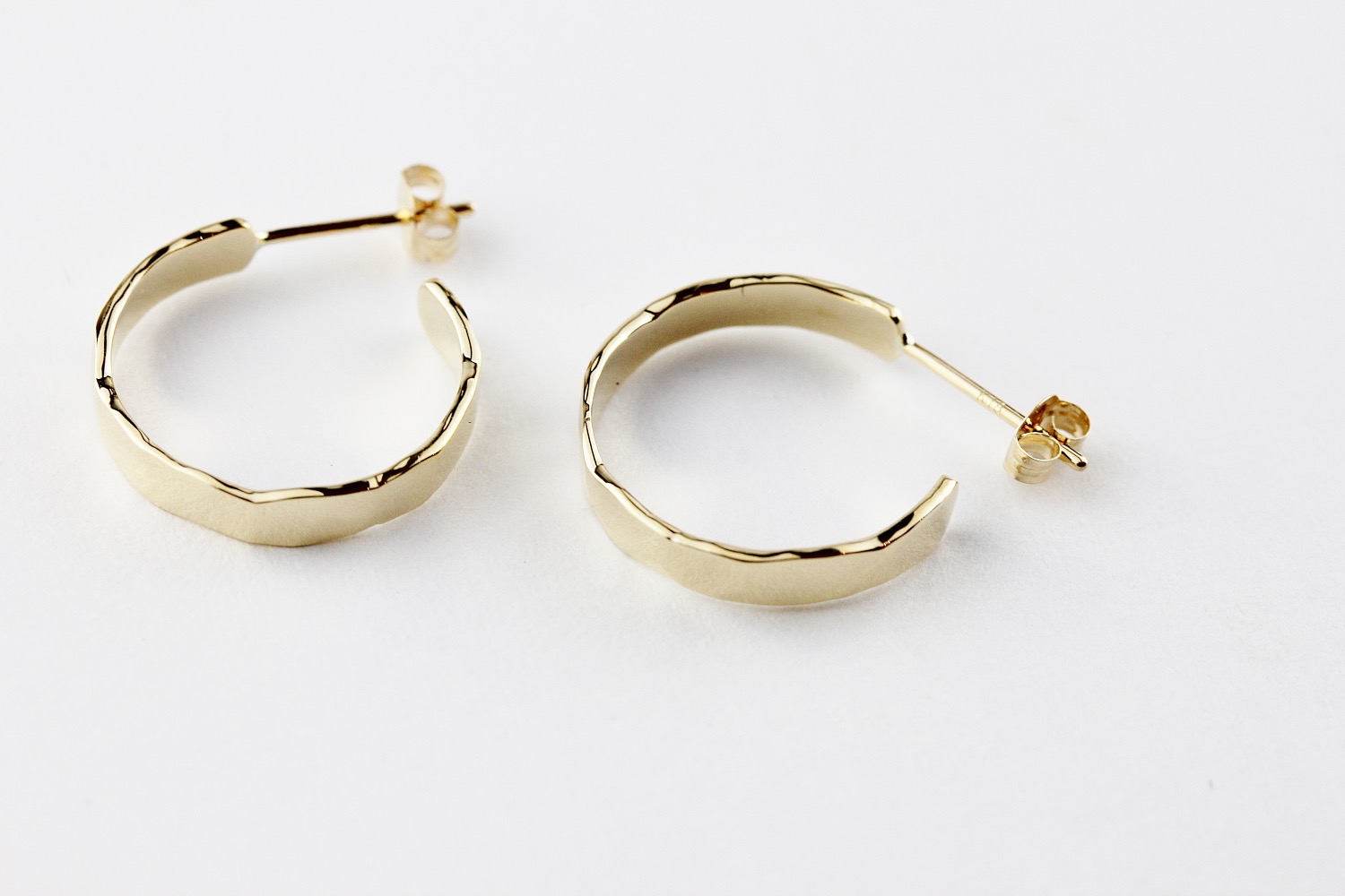 トゥー プライ 273 ツチメ ゴールド フープピアス 18金,two ply Hammered Hoop Earrings K18