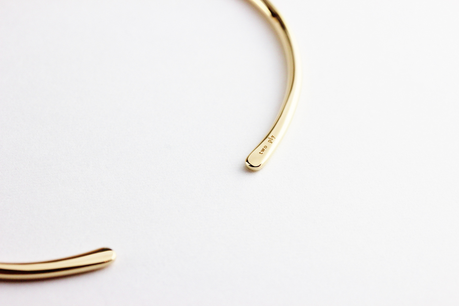 トゥー プライ 584 シンプル オープン カフ ハンドメイド ゴールド バングル 18金,two ply Simple Open Cuff Gold Bangle K18