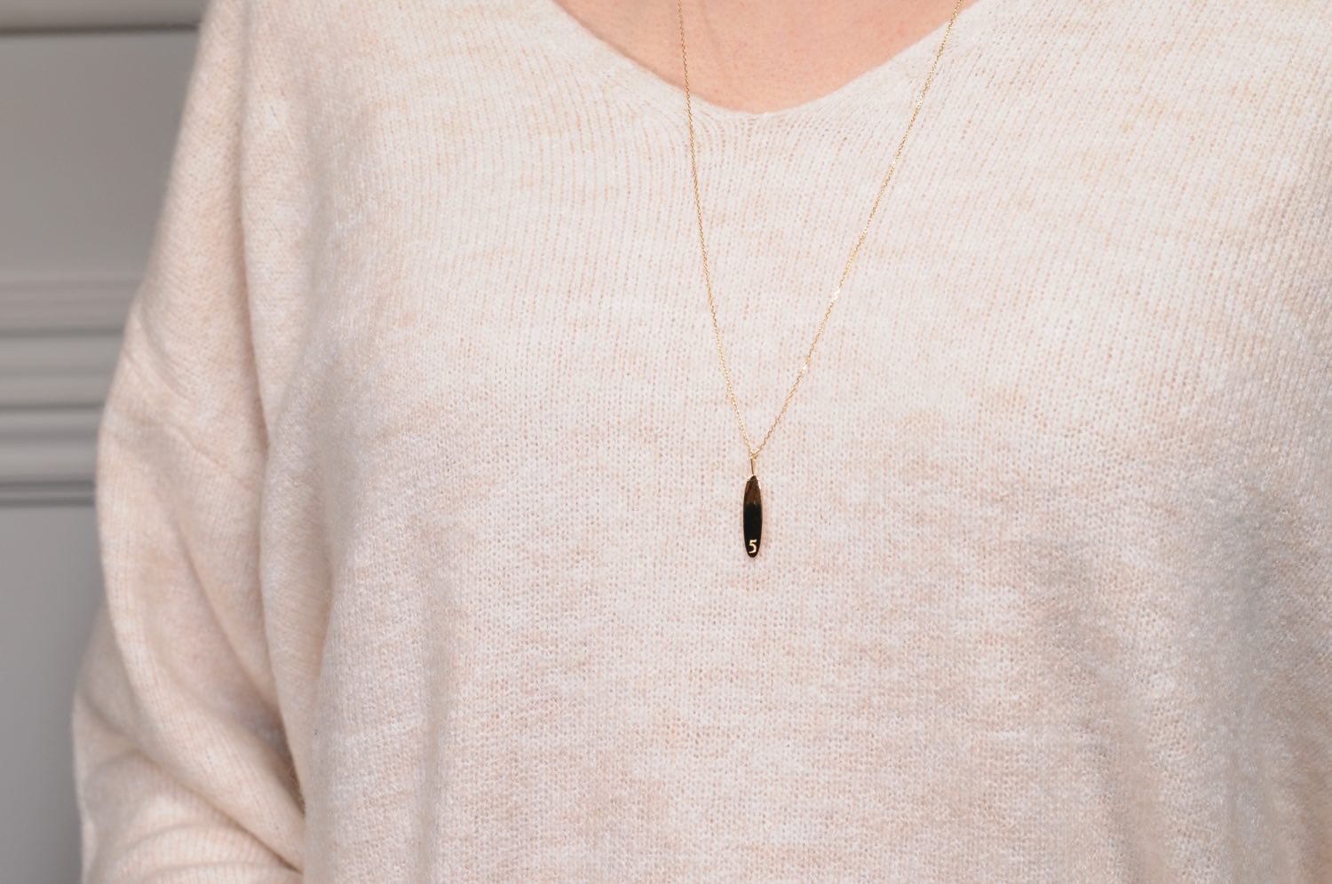 トゥー プライ 620 パーソナライズ イニシャル ナンバー オーバル バー チャーム 18金,two ply Personalized Oval Bar Charm K18