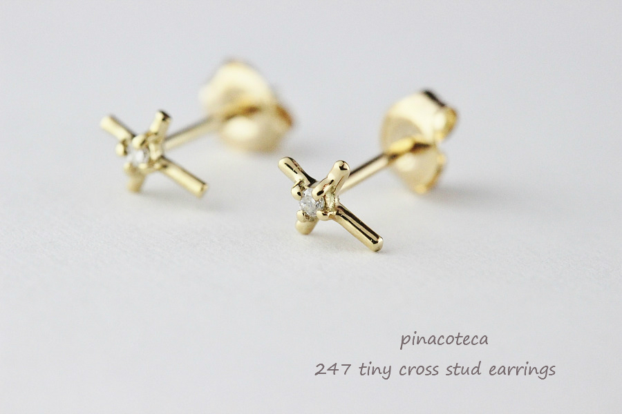 ピナコテーカ 247 タイニー クロス 華奢 スタッド ピアス 18金,pinacoteca Tiny Cross Stud Earrings K18