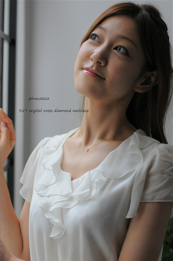pinacoteca 357 Crystal Cross Diamond Necklace K18,華奢ネックレス クロス ダイヤモンド 18金,重ね付け ネックレス ピナコテーカ