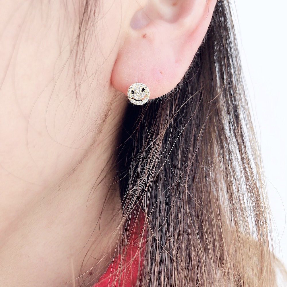 レデッサンドゥデュー 976 スモール スマイル ダイヤモンド ピアス 18金,les desseins de DIEU Smile Diamond Stud Earrings K18