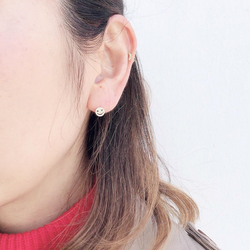 レデッサンドゥデュー 976 スモール スマイル ダイヤモンド ピアス 18金,les desseins de DIEU Smile Diamond Stud Earrings K18