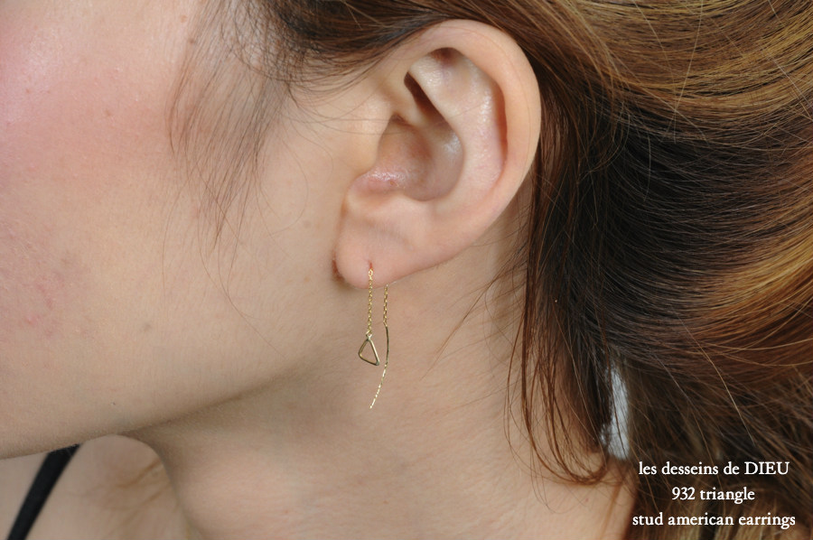 レデッサンドゥデュー 932 トライアングル スタッド アメリカン ピアス 18金,les desseins de DIEU Triangle Stud American EarringsK18