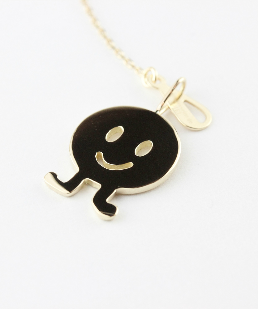 les desseins de DIEU 952 Happy Dance Smile Charm K18YG/レ