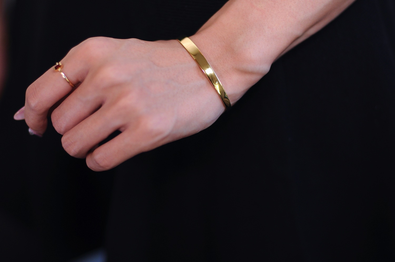 レデッサンドゥデュー 955 グロッシー ゴールド グラデーション バングル 18金,les desseins de DIEU Glossy Gold Gradation Bangle K18