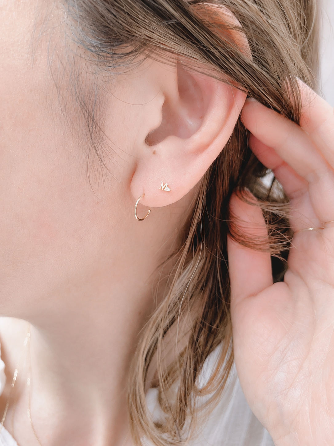 ピナコテーカ 346 タイニー イニシャル スタッドピアス K18 pina346e pinacoteca Tiny Initial Stud Earring 18金