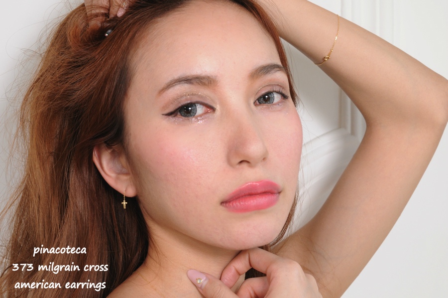 ピナコテーカ 373 ミル打ち クロス アメリカン 華奢ピアス 18金,pinacoteca Tiny Milgrain Cross American Earrings K18