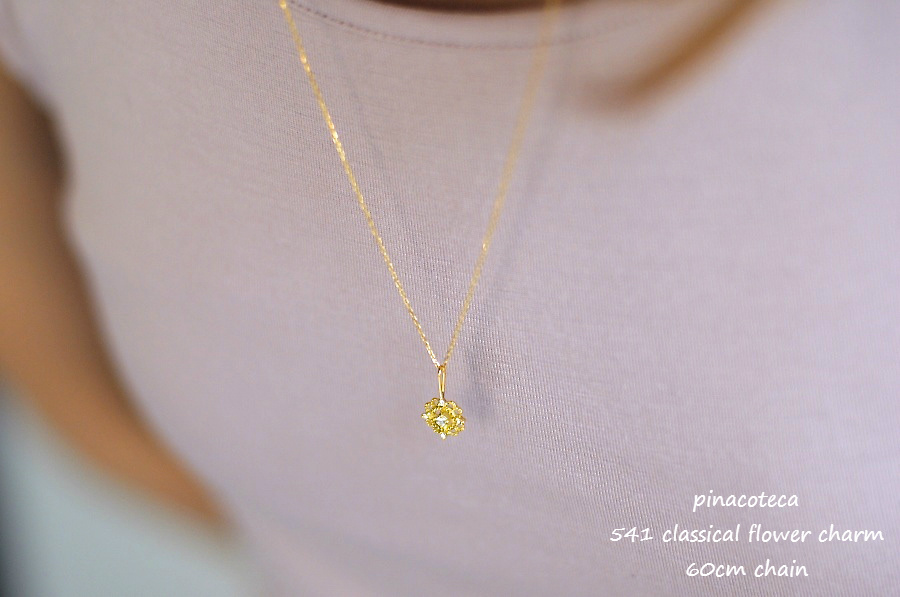 ピナコテーカ 541 クラシカル フラワー ダイヤモンド チャーム 18金,pinacoteca Classical Flower Diamond Charm K18