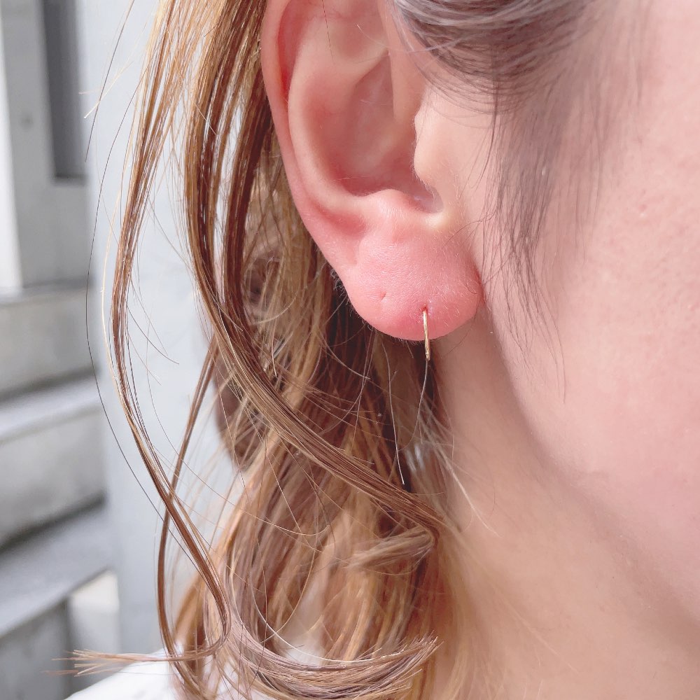 pinacoteca 750 Tiny Hoop Earring M K18YG(ピナコテーカ タイニー フープ ピアス M)