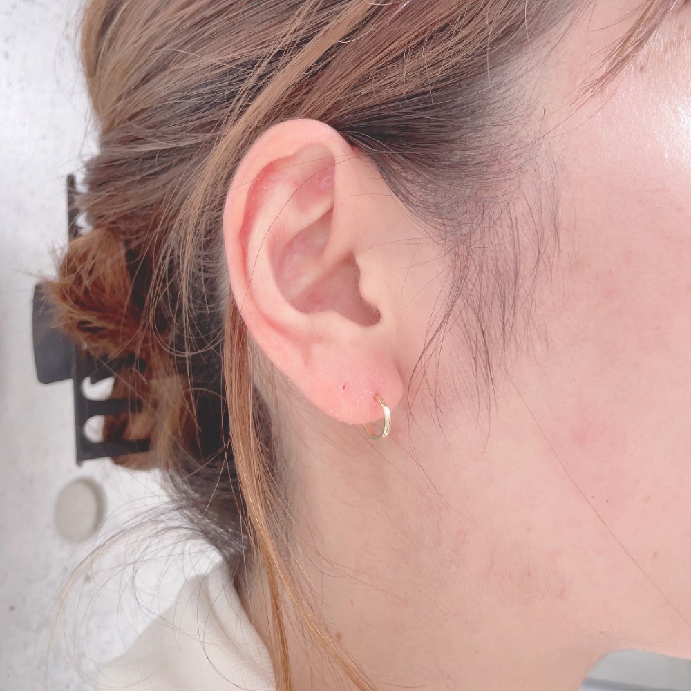 ピナコテーカ 757 タイニー 極小 シンプル フープピアス M 18金 片耳 ,pinacoteca Tiny Bright Hoop M Earring K18